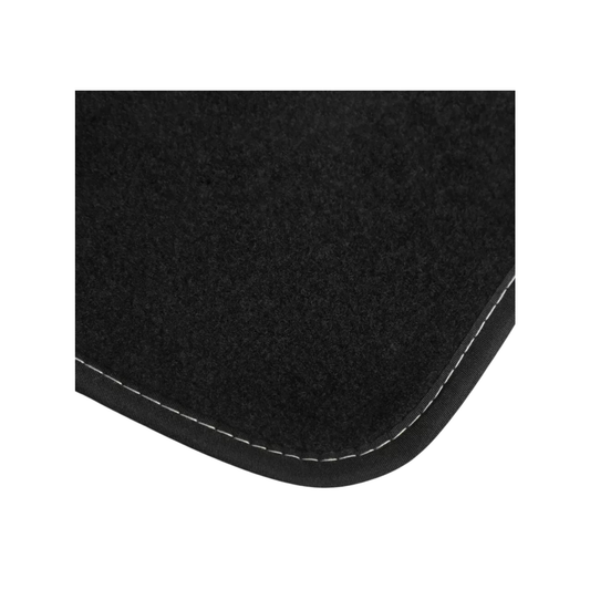 Tappeti Abitacolo in Tessuto Sagomati – Alfa Romeo 159 con Emblema Cucito